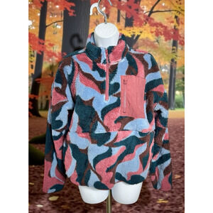 Threads 4 Thought Katya Sherpa Half Zip Pullover Sz S Camo Sweater Top Pockets